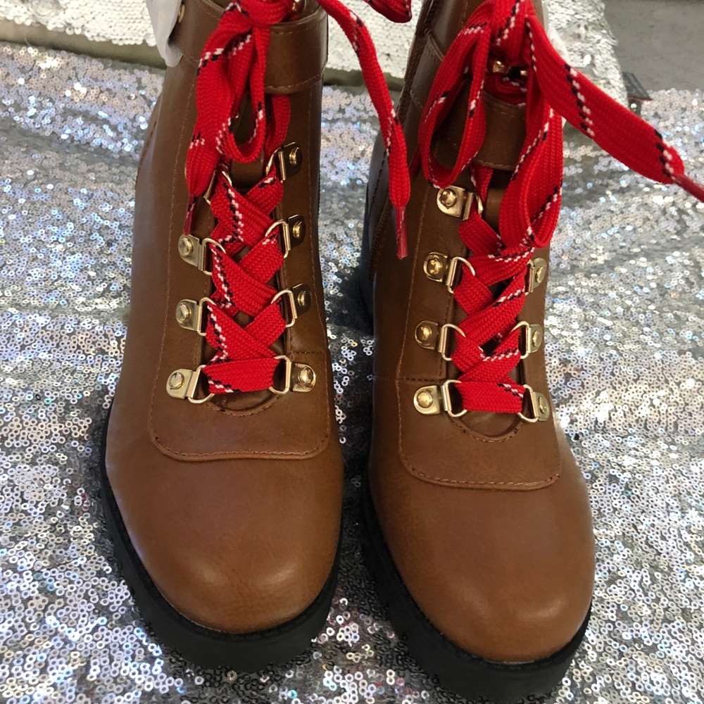 Tan boots with red laces
